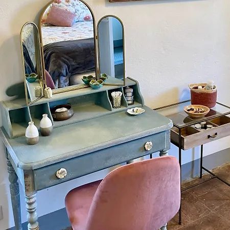 Private Stone With Starlink & View