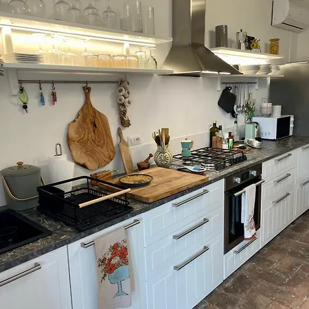 Private Stone With Starlink & View Tuoro sul Trasimeno